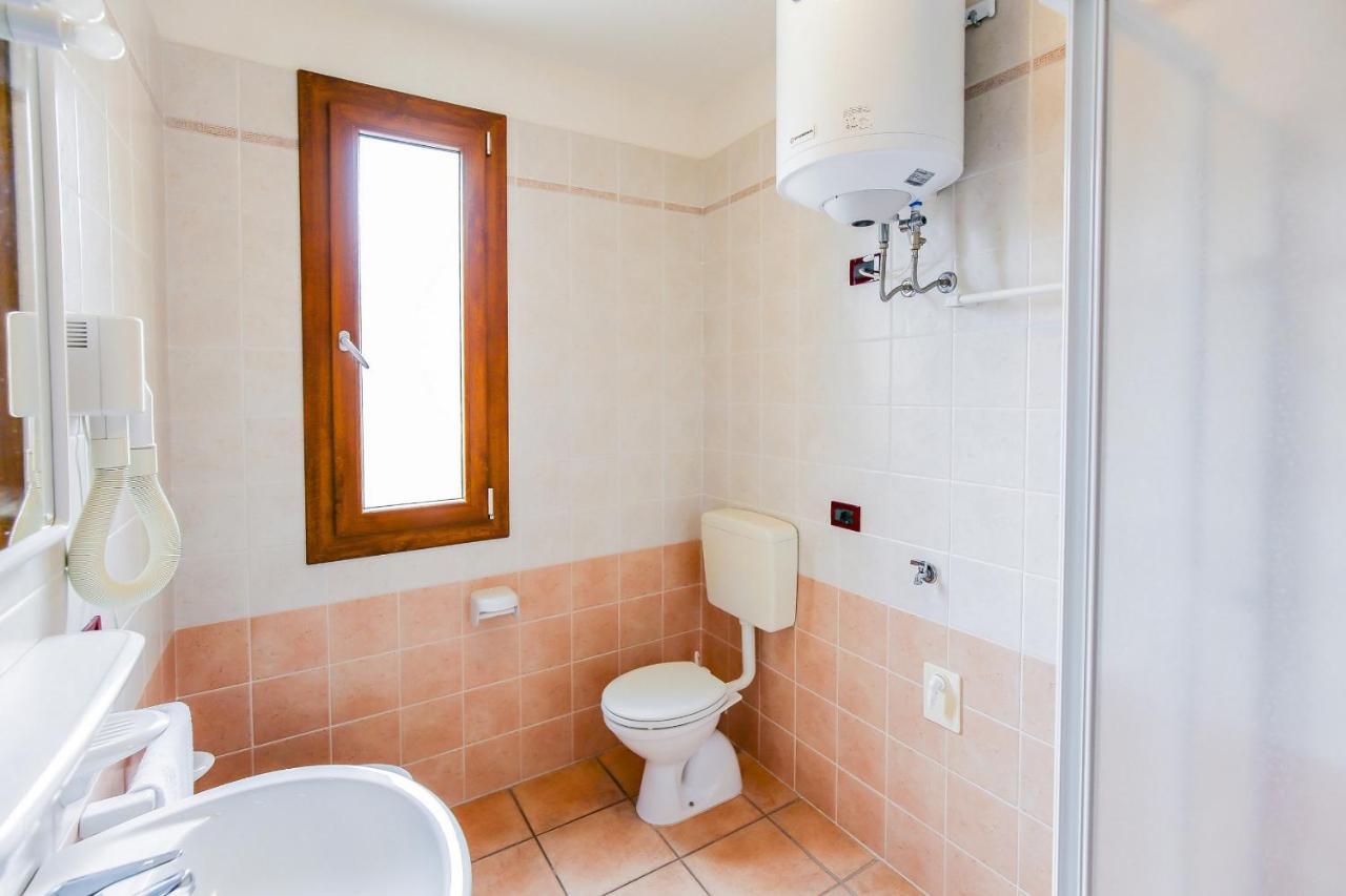 Ginepri Lido Altanea Apartment Каорле Екстериор снимка