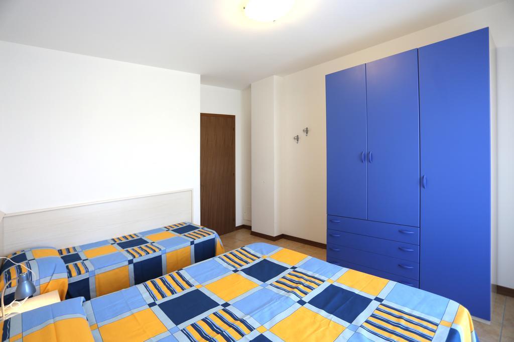 Ginepri Lido Altanea Apartment Каорле Екстериор снимка