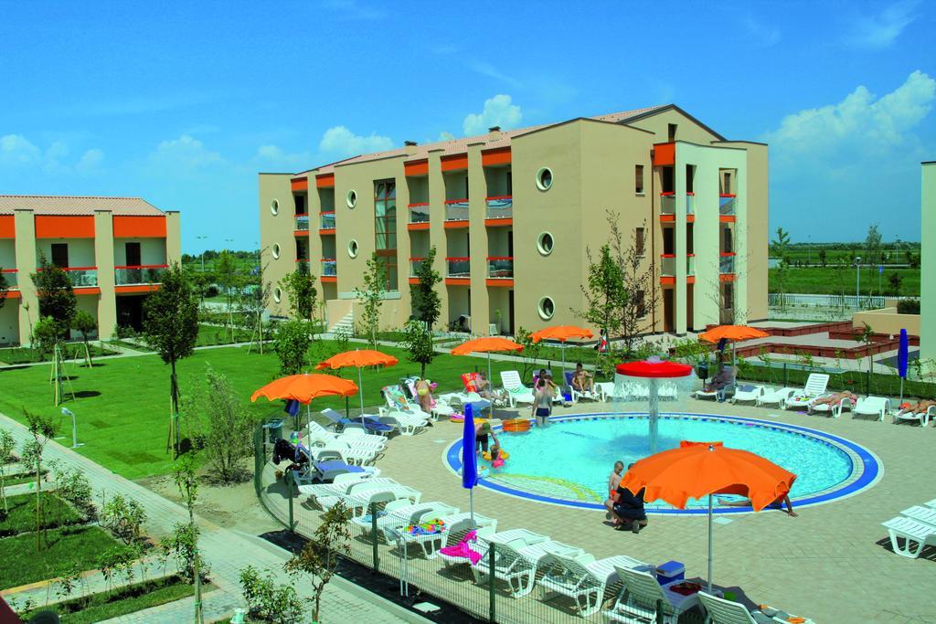 Ginepri Lido Altanea Apartment Каорле Стая снимка