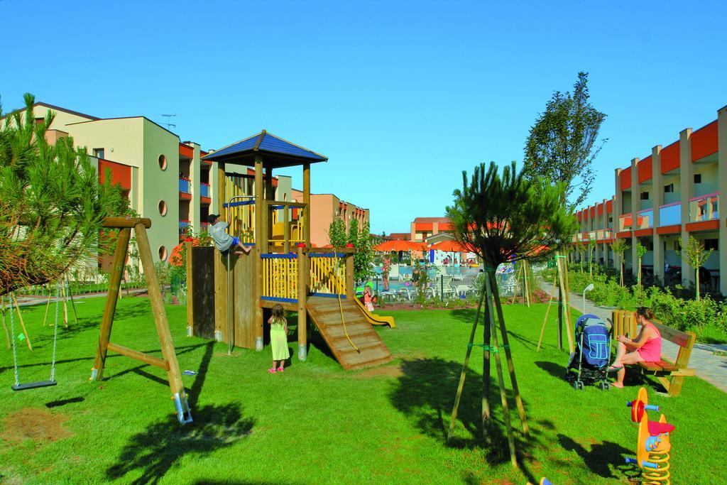 Ginepri Lido Altanea Apartment Каорле Стая снимка