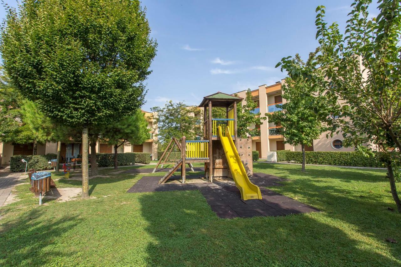 Ginepri Lido Altanea Apartment Каорле Екстериор снимка